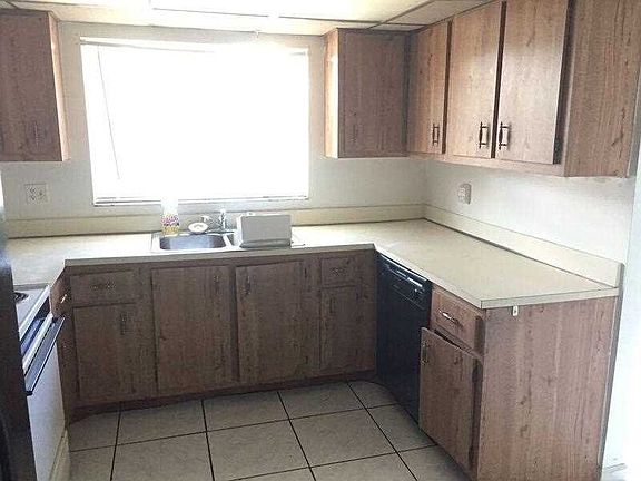 2nd image of 6000 NW 25th Ct