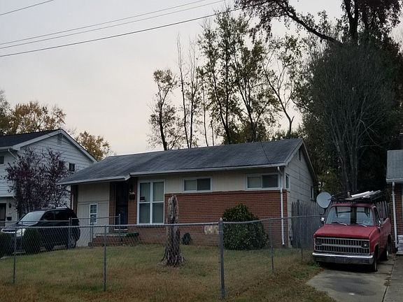 2nd image of 111 Pennwood Dr