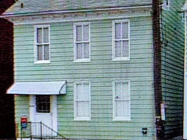 415 Broadway, Hanover, PA 17331