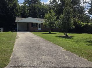 365 Lynhurst Dr, Fayetteville, NC 28314