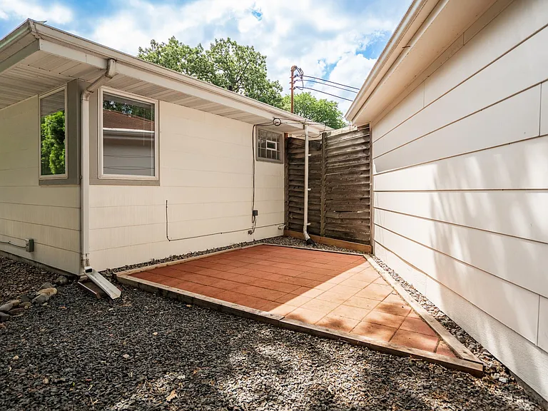 5312 Hiawatha Ln — Photo 21