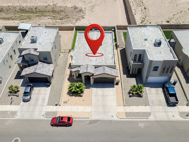 13066 Grantham Ln — Photo 46