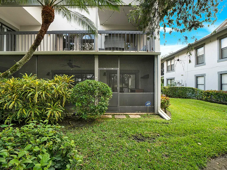 11311 Pond View Dr #C101 — Photo 23