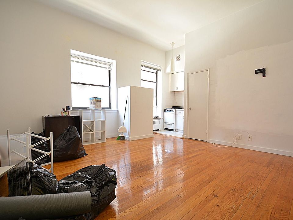 2nd image of 262 W End Ave APT 1D