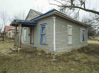 1302 E Harvey Ave, Wellington, KS 67152