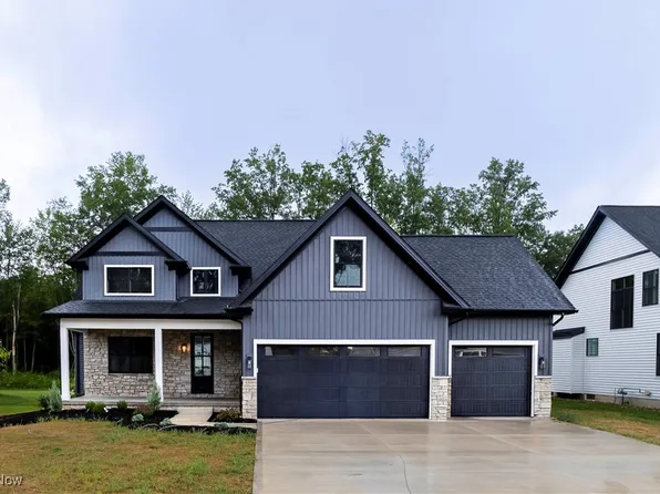30492 Carlton Ave, Westlake, OH 44145