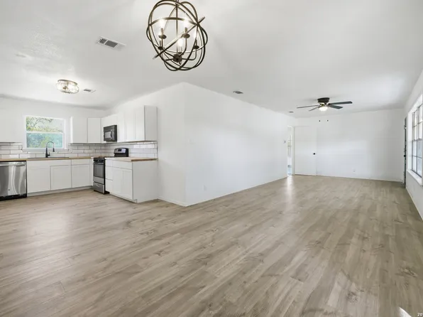 7635 Dove, San Antonio, TX 78223