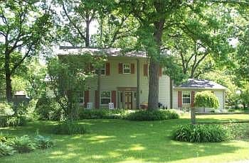 1st image of 2589 White Oaks Dr