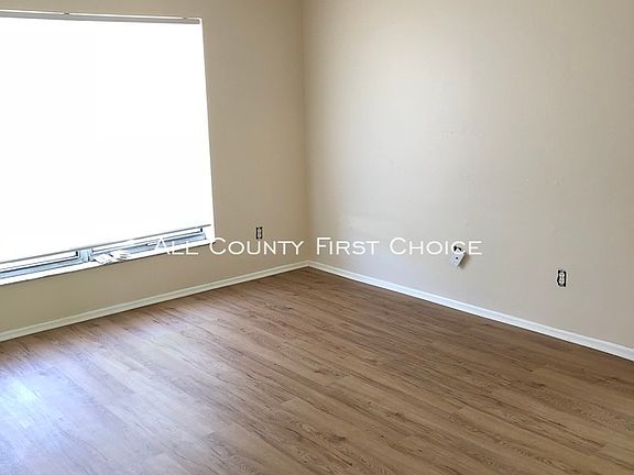 5th image of 7450 35th St APT 904
