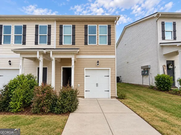 451 Oakwood Dr, Milledgeville, GA 31061