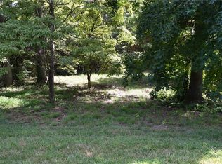 111 Yadkin Fls, New London, NC 28127