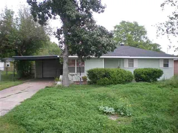 2977 58th St, Port Arthur, TX 77640