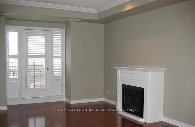 3351 Cawthra Rd #402 — Photo 3
