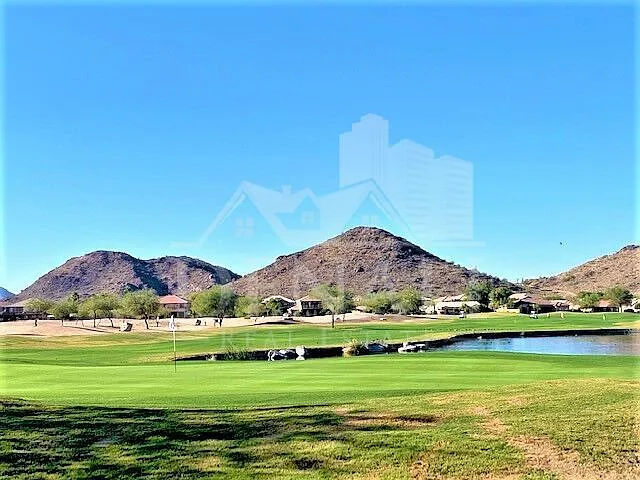 925 E Canyon Rock Rd — Photo 27