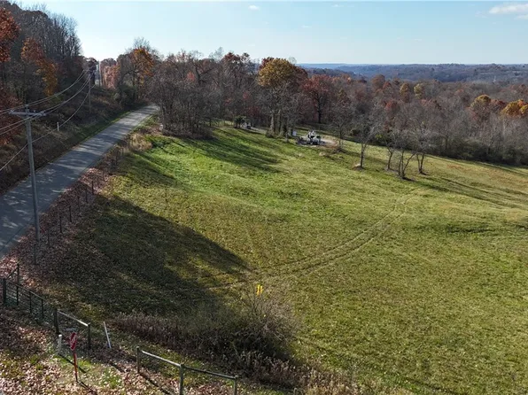 2305 Hardesty Rd, New Concord, OH 43762