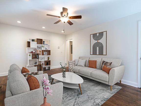 Furnished common areas! (Actual furniture will vary)