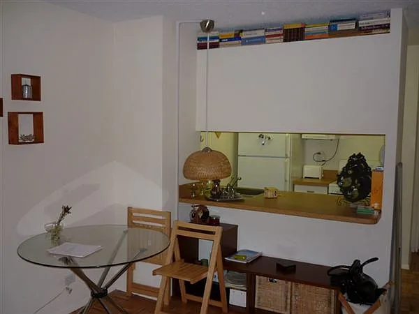09_-_Livingroom