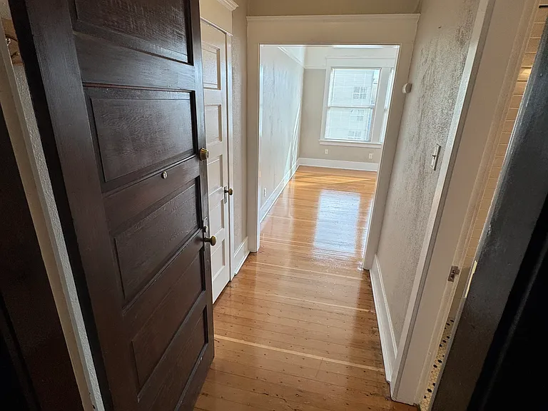 The Delmont — Photo 13