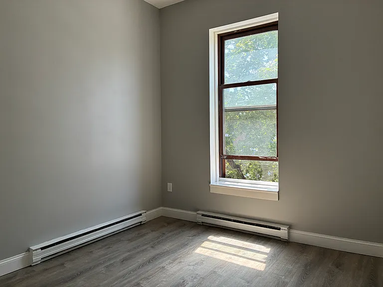 348 Main St #225 — Photo 6