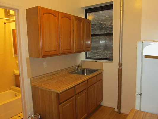 Rented by Michael Palmieri, LREB | media 15