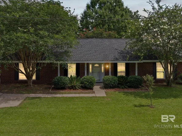 33621 Rosalia Ave, Lillian, AL 36549