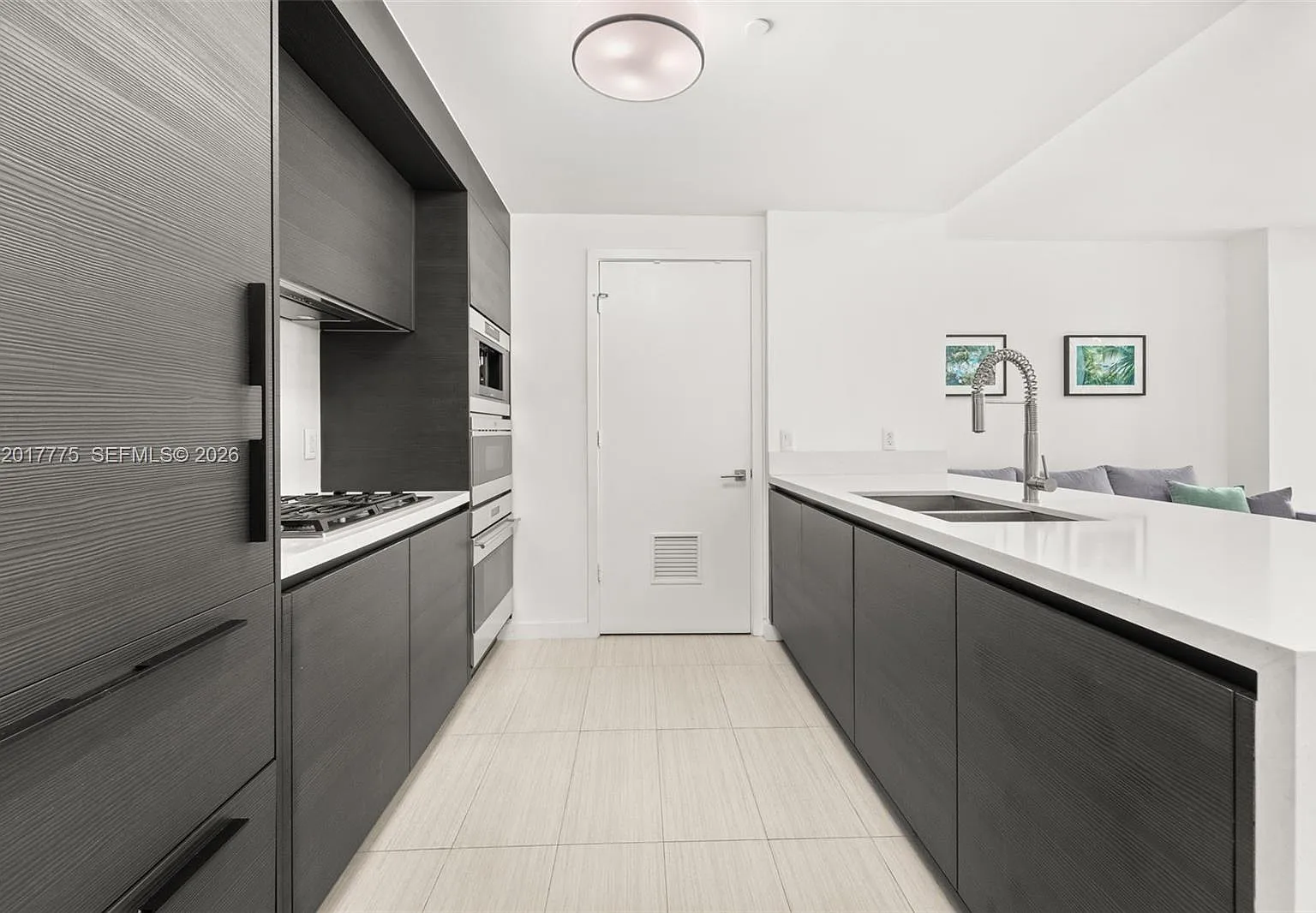 One Ocean Condo — Photo 4