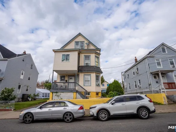 186-188 Carbon St, Paterson, NJ 07522