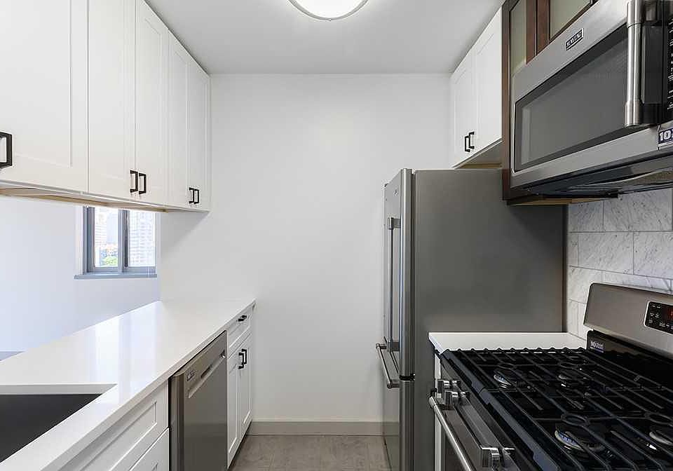 1st image of 245-10 Grand Central Pkwy #5