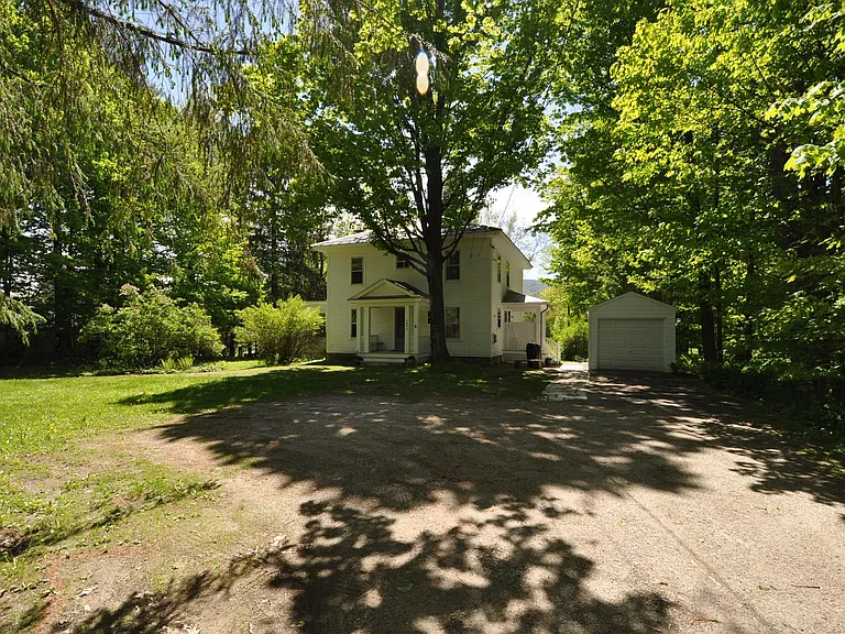 3093 Route 30 — Photo 31