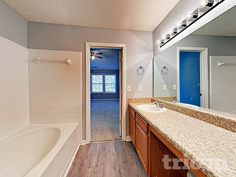 1089 Dunedin Trl — Photo 13