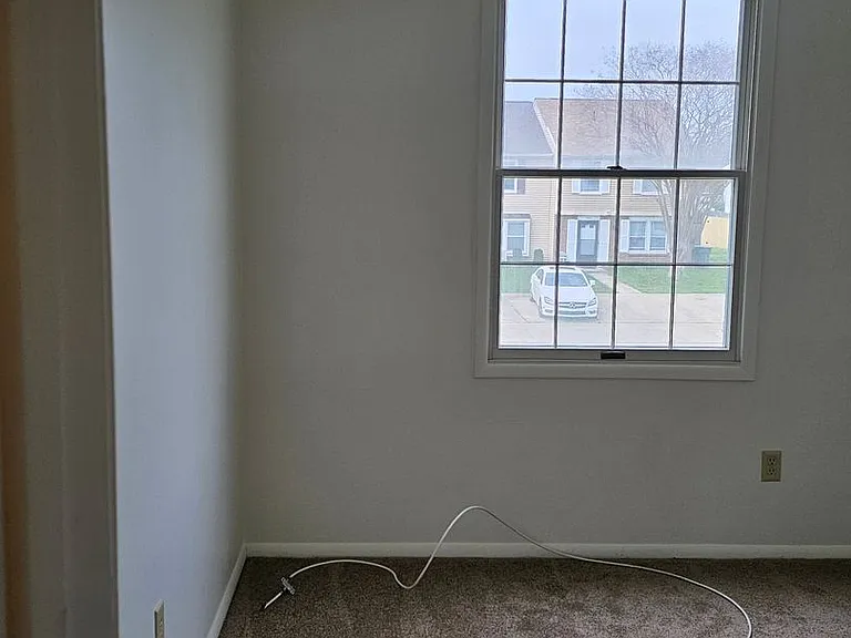 1337 Vanasse Ct — Photo 24