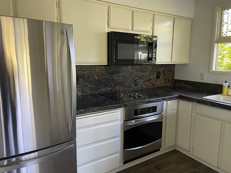 3210 SW Gale Ave — Photo 7
