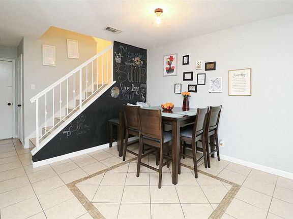 5th image of 803 Northcreek Dr #803