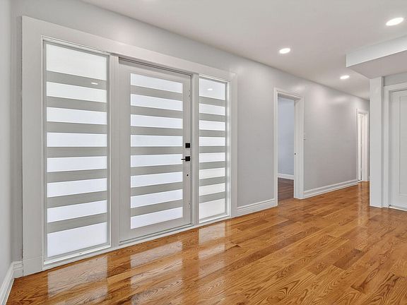 4th image of 1102 N Golfview Road