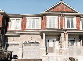 36 Veterans St, Bradford West Gwillimbury, ON L3Z 4L3