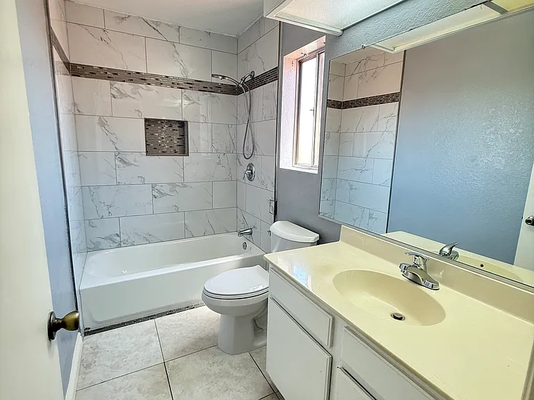 1712 E Avenue R12 — Photo 9