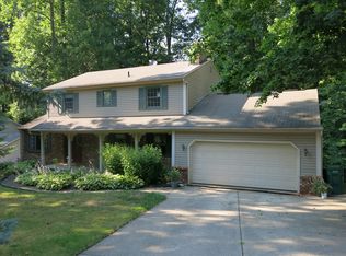 7275 Ledgewood Dr, Kirtland, OH