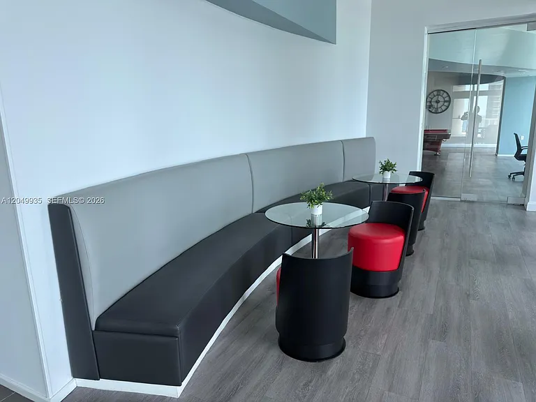 300 S Biscayne Blvd #T-3703 — Photo 17