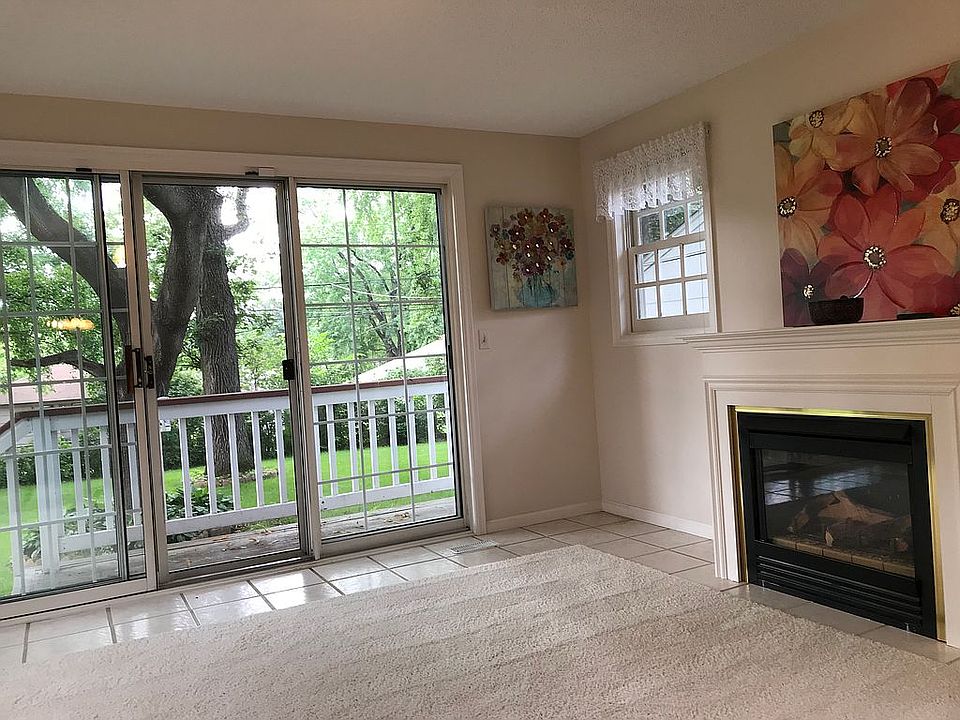 Spacious 4 season porch