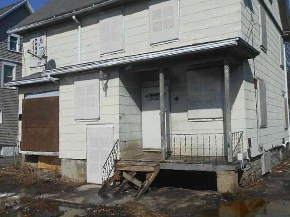 3rd image of 177 Brooks Ave
