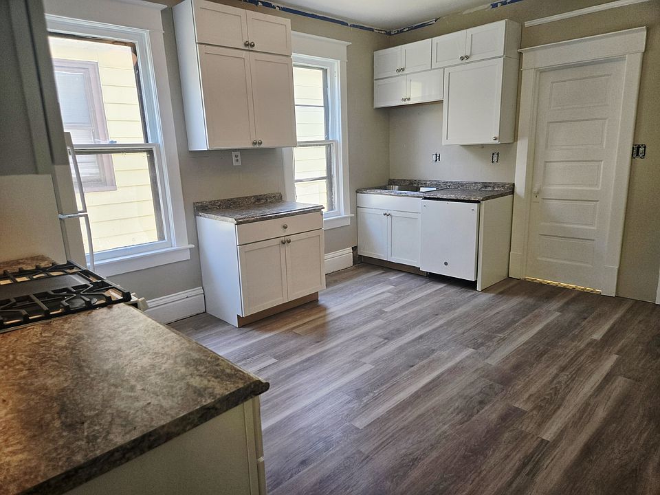 Kitchen Angle 3