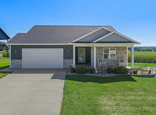 2070 Fawn Valley, Reedsburg, WI 53959
