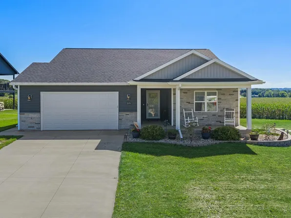 2070 Fawn Valley, Reedsburg, WI 53959