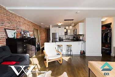 Rented by W Brothers Brokerage LLC