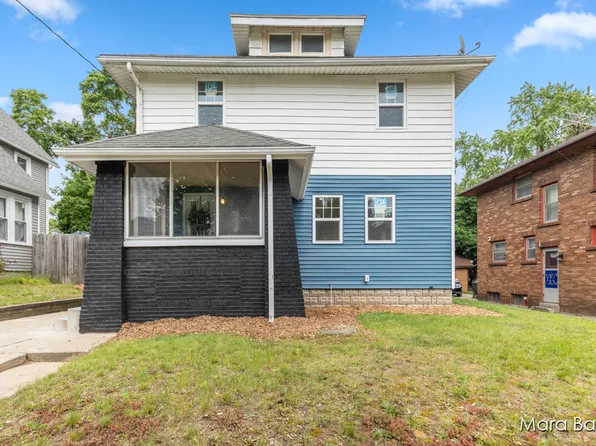 1136 Neland Ave SE, Grand Rapids, MI 49507