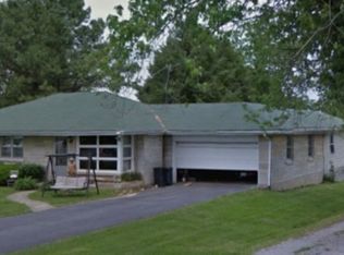 206 Taylor Ave, Campbellsville, KY 42718