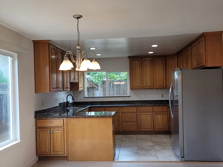 35273 Ramsgate Dr — Photo 3