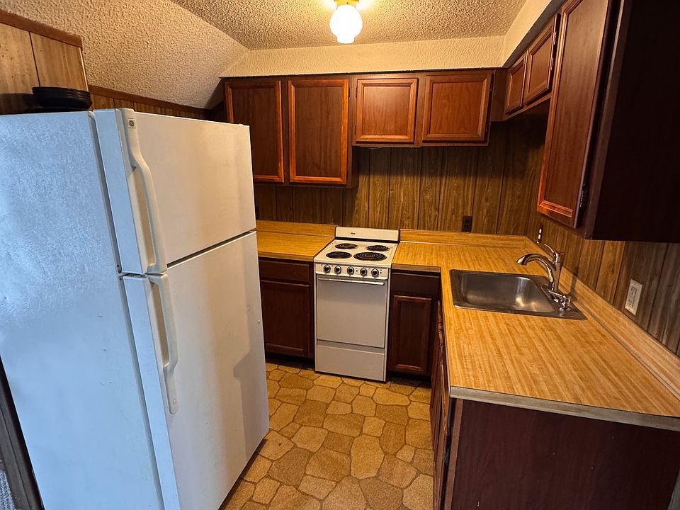 2nd image of 4193 Mill St #2E