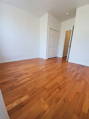 Rented by REAL New York | media 10