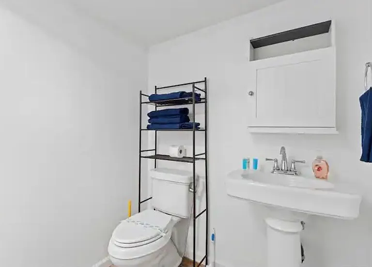 5985 Dixon Dr #B — Photo 11